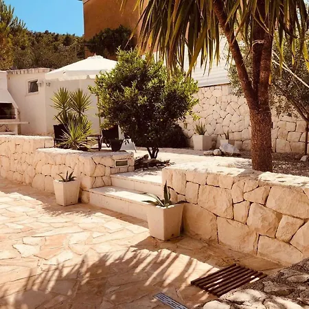 Holiday home Freistehendes Auf 2 Etagen Mit 2 Terrassen Und Grossem Privatem Garten Mit Grill