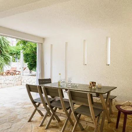 Freistehendes Auf 2 Etagen Mit 2 Terrassen Und Grossem Privatem Garten Mit Grill Holiday home *